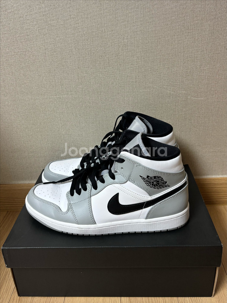 나이키 / 조던1 미드 라이트 스모크 그레이 / 275--2