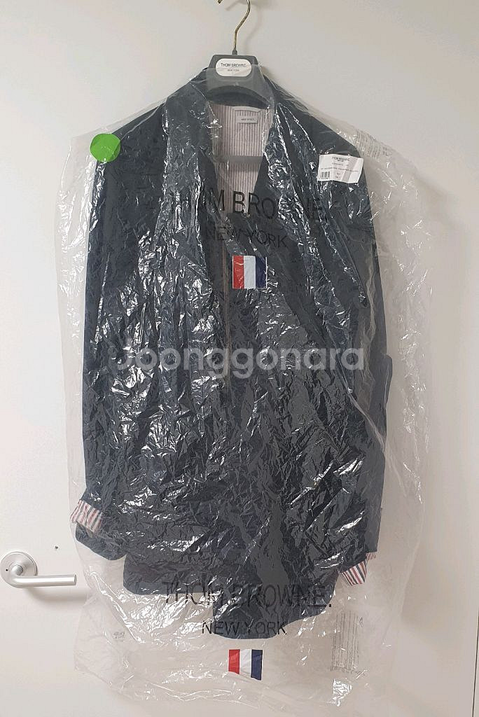 톰브라운 22fw 코튼 트윌코트 3(105)--0
