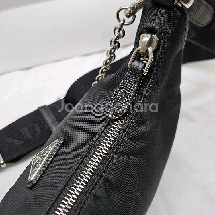 프라다 리나일론 테수토 호보백 블랙--4