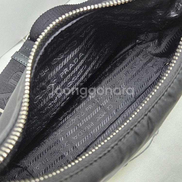 프라다 리나일론 테수토 호보백 블랙--5