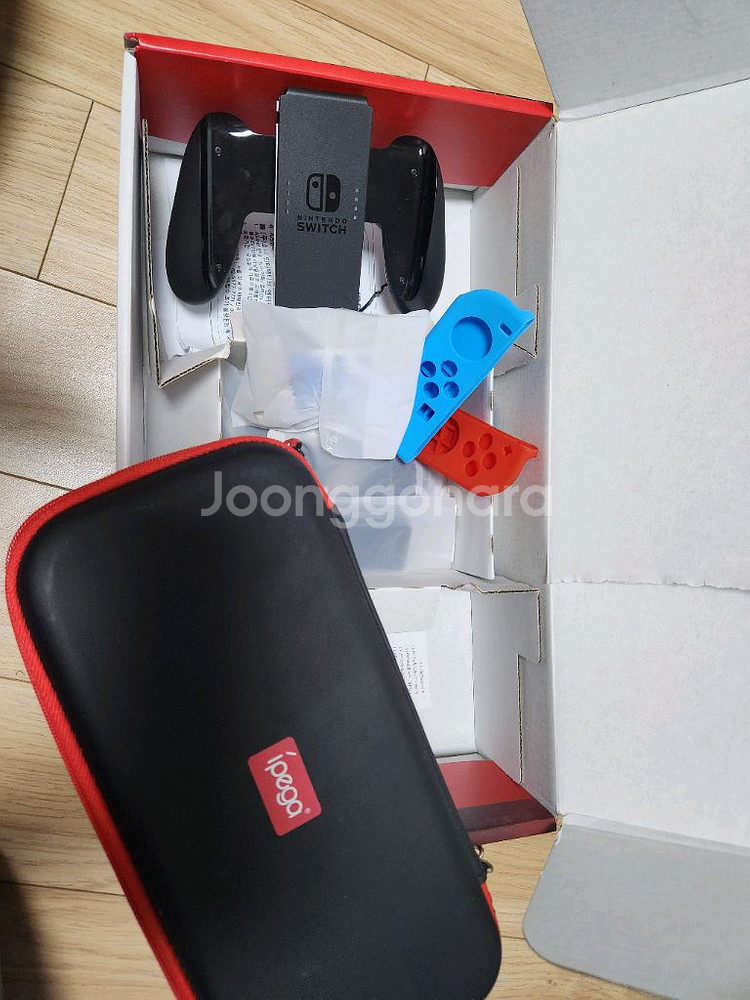 닌텐도 스위치 + 게임팩 7개--2