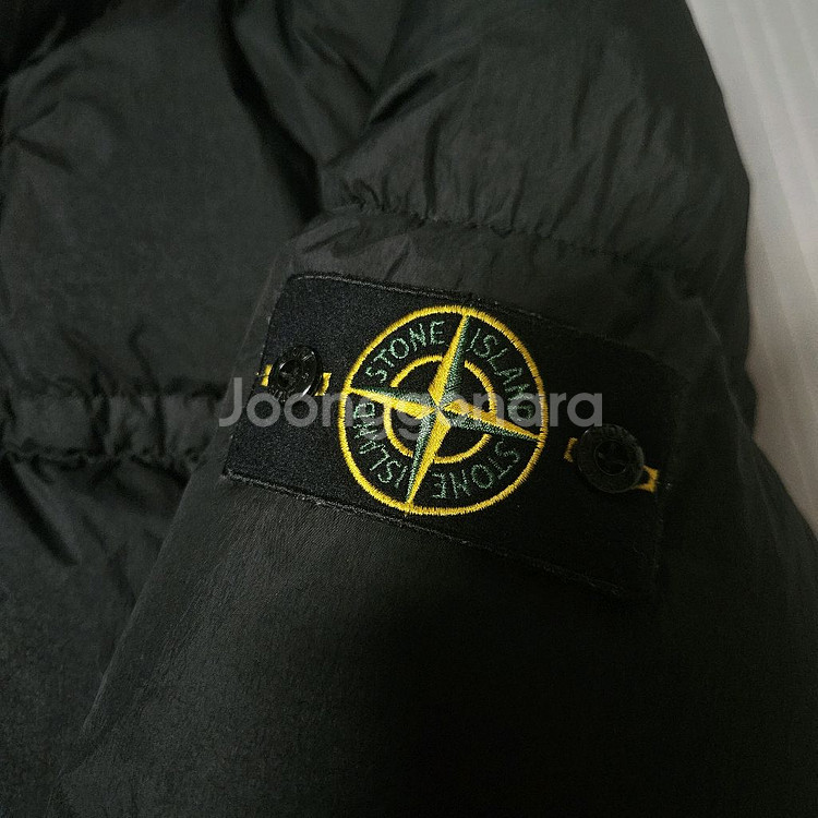 [XL] 스톤아일랜드 크링클랩스 패딩 블랙--1
