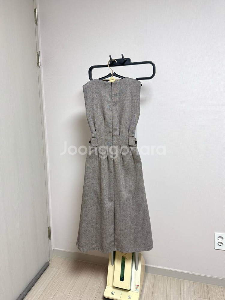 마인 뷔스티에원피스--2