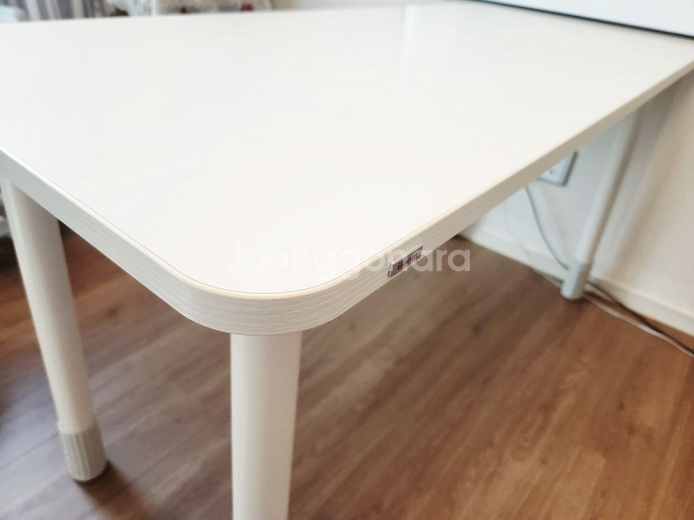 일룸 링키플러스 일반형 엣지 1400*60 높이조절 책상--0