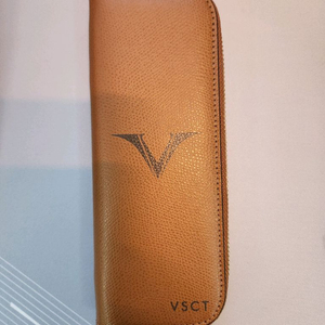 비스콘티 가죽 2구 펜파우치 판매합니다