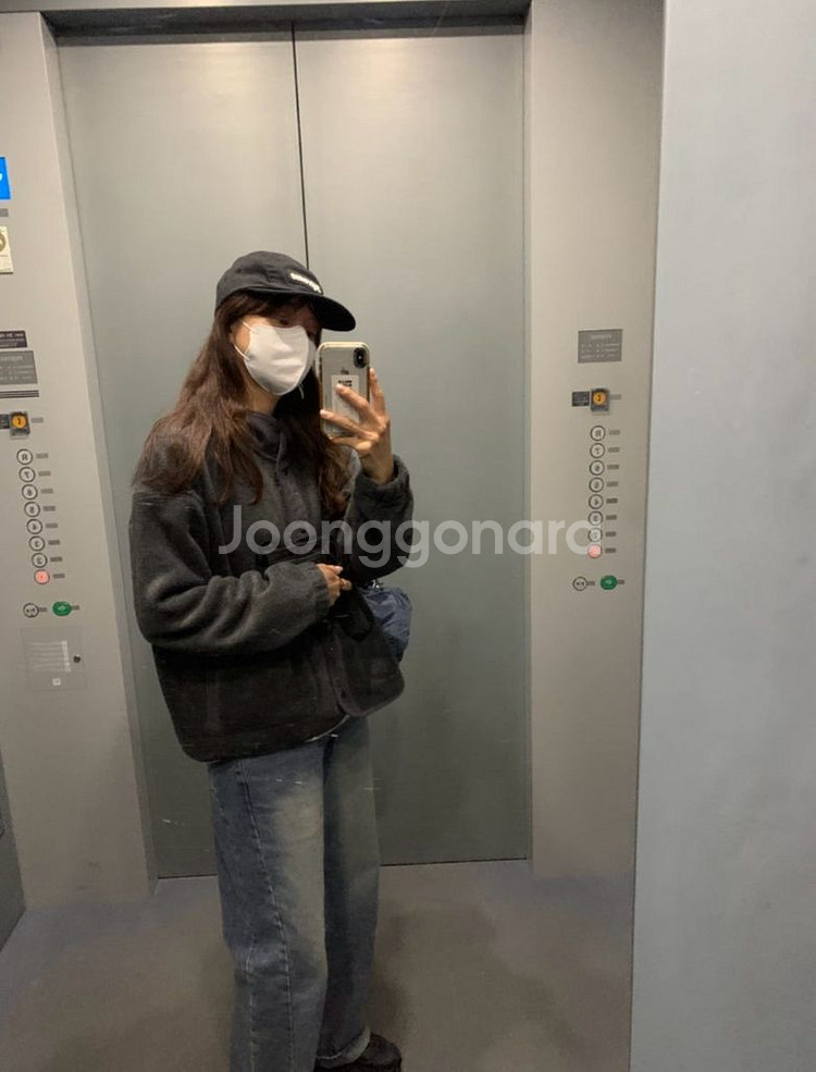 스탠다드룸 플리스 자켓--4