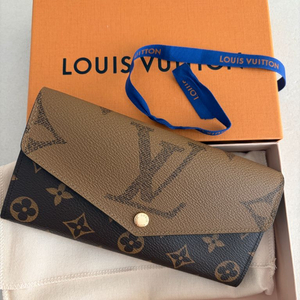 [정품/새제품]루이비통 장지갑 사라 월릿
