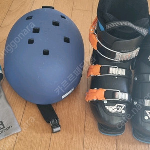 아동 스키부츠 헬멧