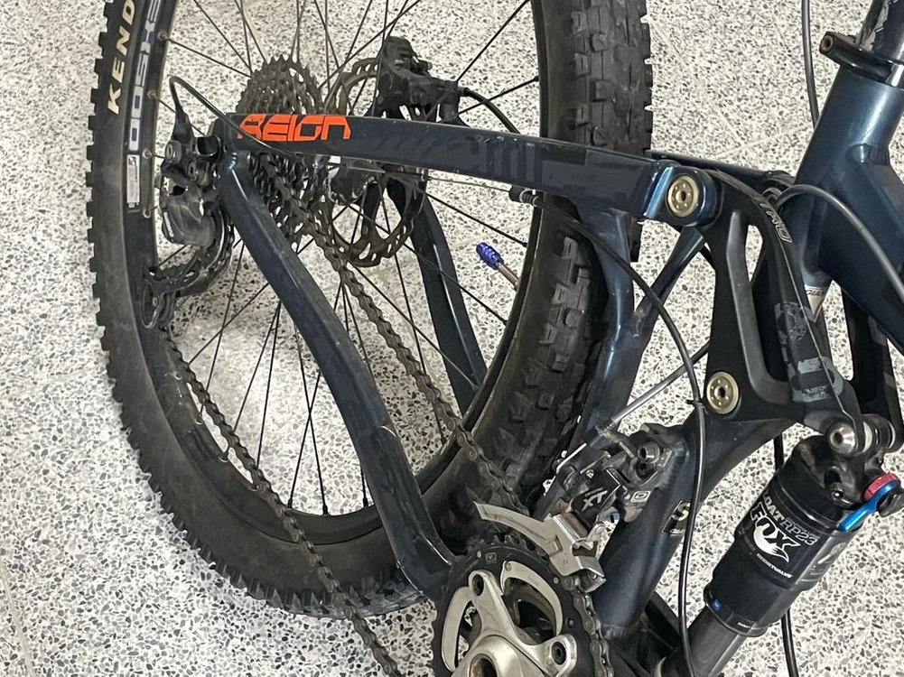 자이언트 레인 풀샥 mtb 판매합니다. 이미지