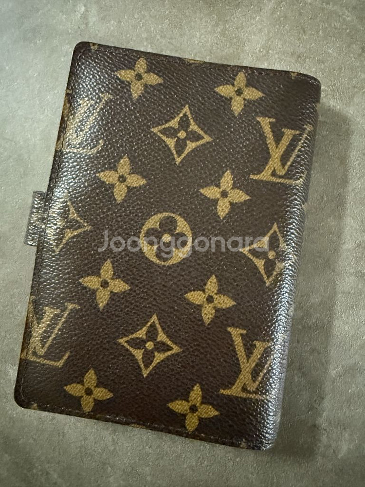 루이비통 다이어리--1