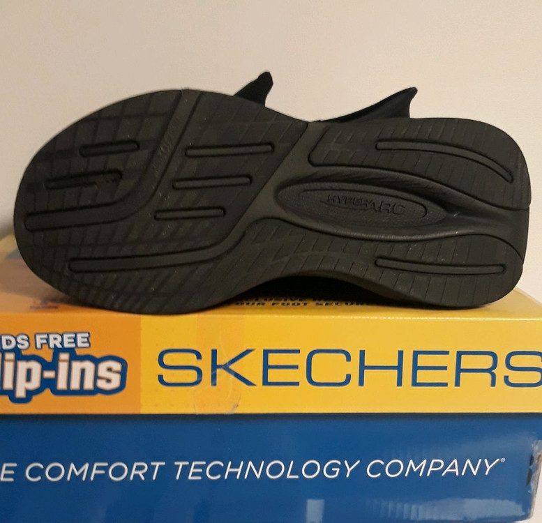 스케쳐스 고워크 맥스쿠셔닝 아치핏 슬립인스 245mm--3