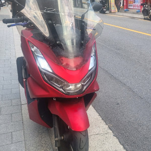 pcx125 abs 23년식 24년출고 1만때