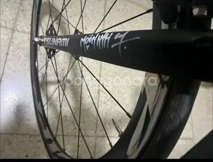 쓰나미snm100 블랙(문태환님 싸인) 판/대--3