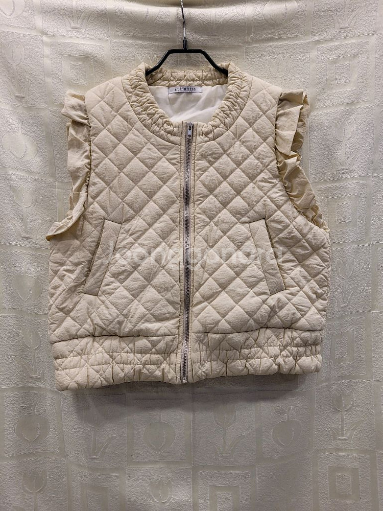 블루레이스 BLUREISS 퀼팅 프릴 조끼 55~66--0