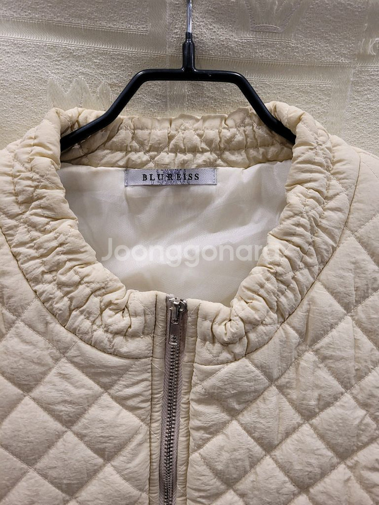 블루레이스 BLUREISS 퀼팅 프릴 조끼 55~66--1