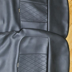 팰리세이드 아임반 킥매트2개 입니다