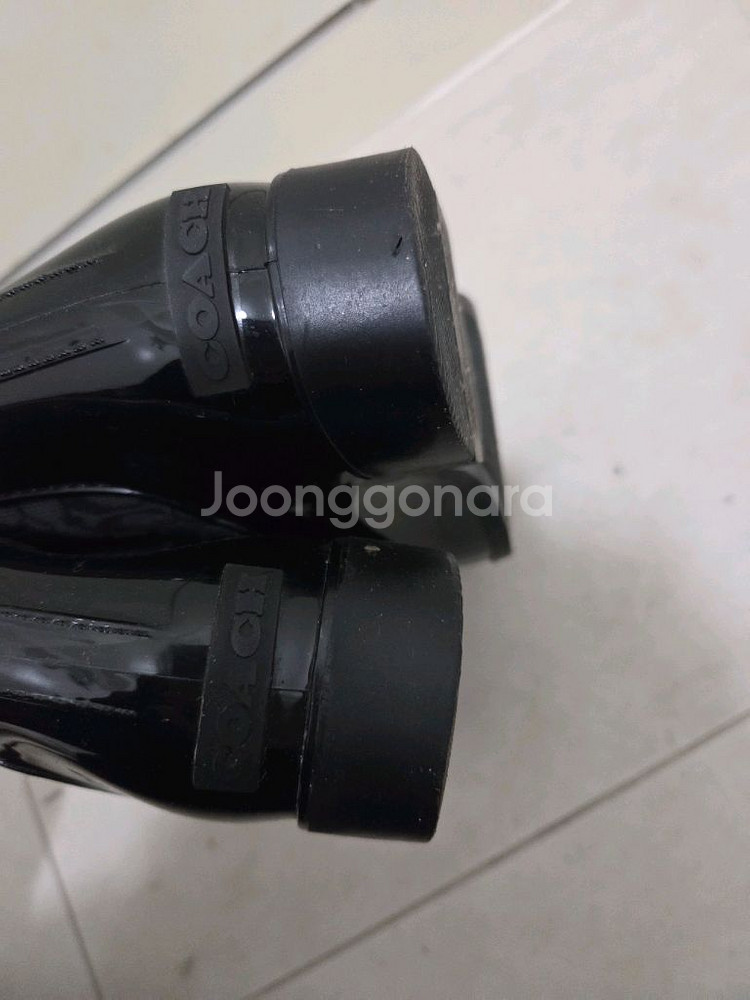 코치 리빙턴 레인부츠 25만>택포4만--6