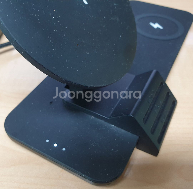 맥세이프 3IN1 무선충전 스탠드 AW-Z9726--2