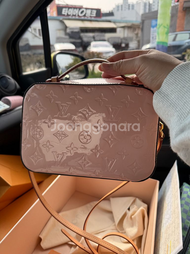 루이비통 산타모니카 크로스백--0