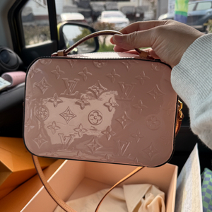 루이비통 산타모니카 크로스백