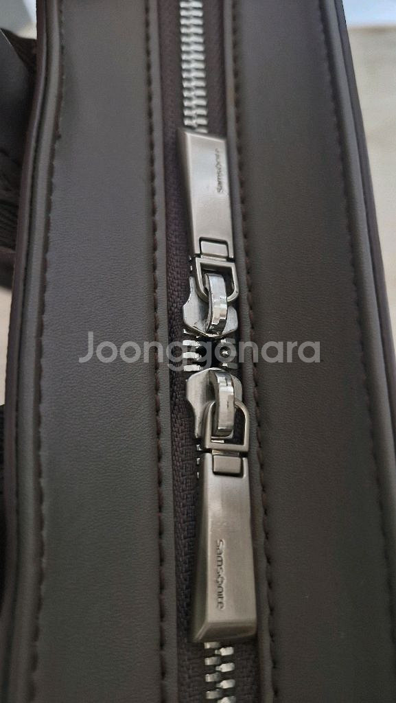 샘소나이트 백팩--4