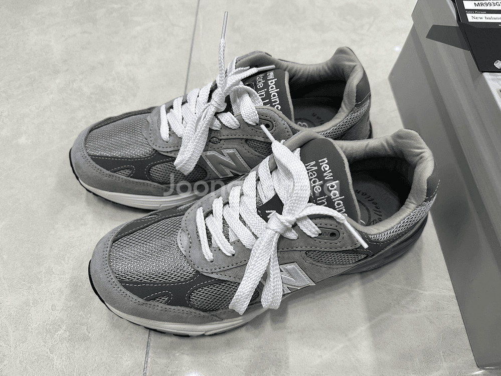 뉴발란스993 MR993GL, Gray, 260사이즈 팝니다.--3