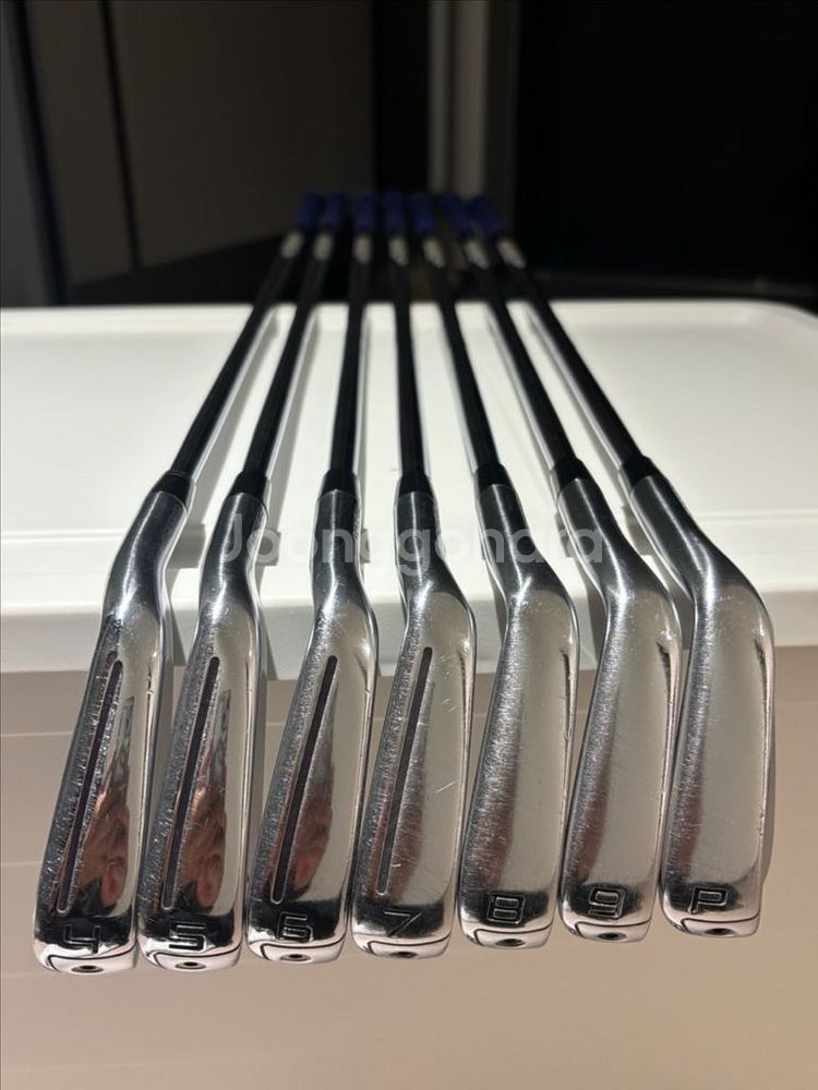 테일러메이드 P790 2세대 7아이언(4-P) 다이나믹골드120 S300--0