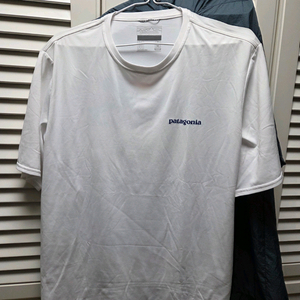 파타고니아 캐필린 쿨 데일리 티셔츠 M 화이트