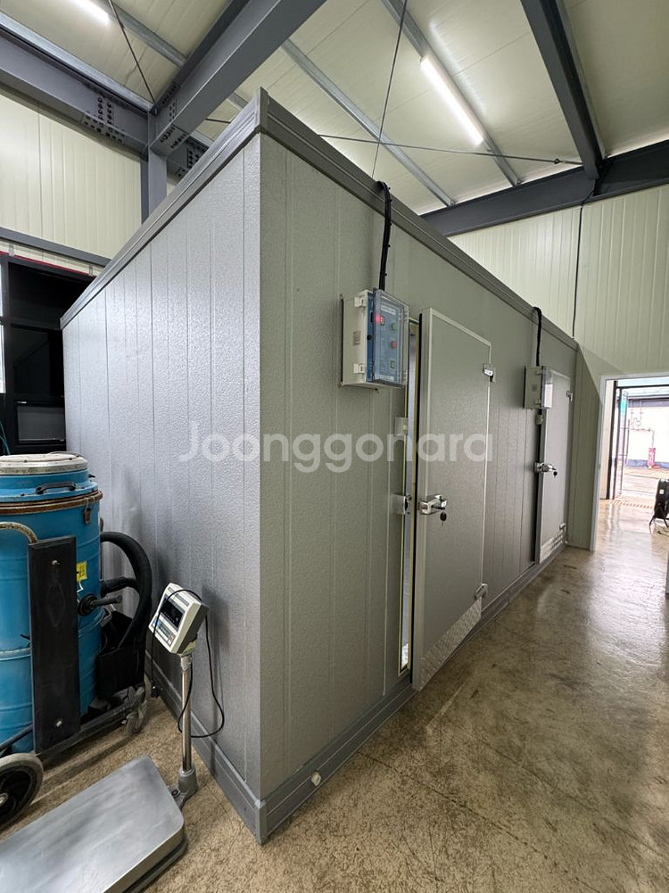 신품급 5평 2칸 분리형 저온저장고 냉장창고 3마력 실외기 2개--0