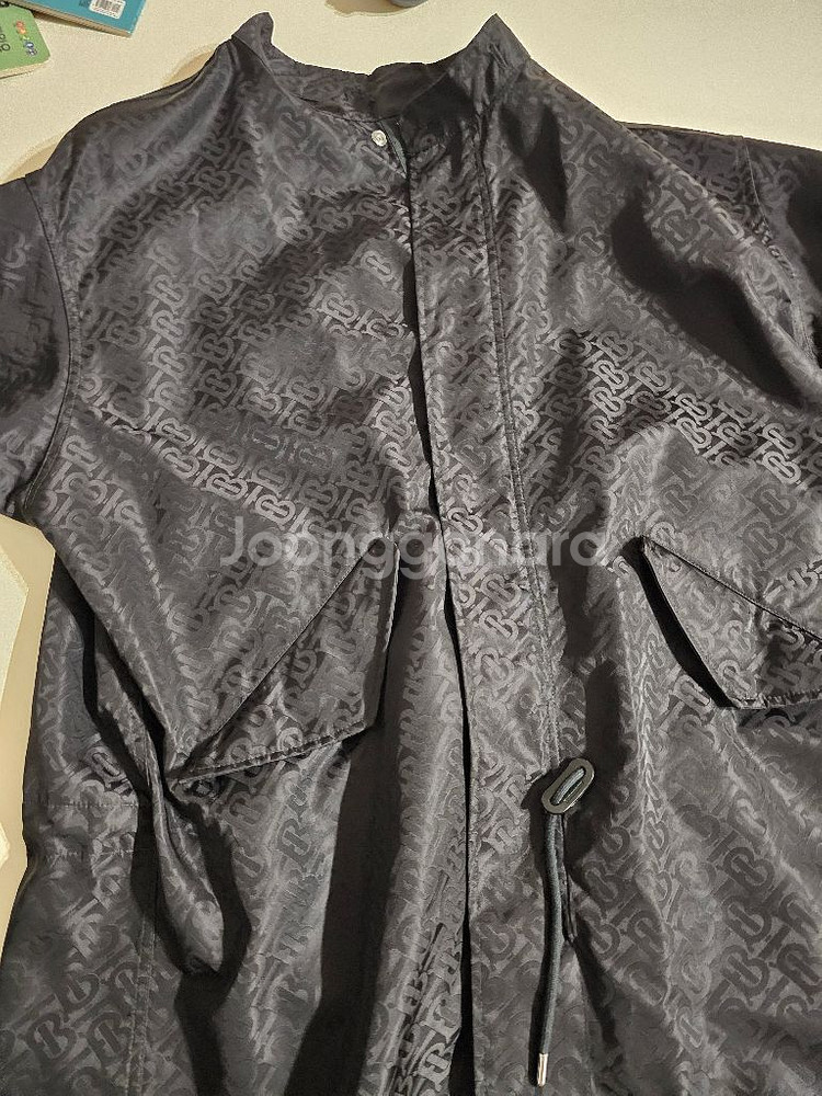 남성 버버리 바람막이 트렌치 자켓 52(오버핏) 팝니다--1