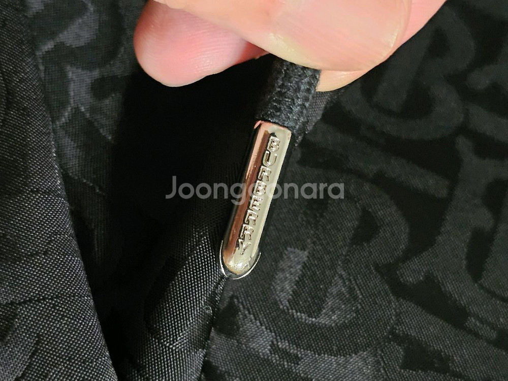 남성 버버리 바람막이 트렌치 자켓 52(오버핏) 팝니다--7