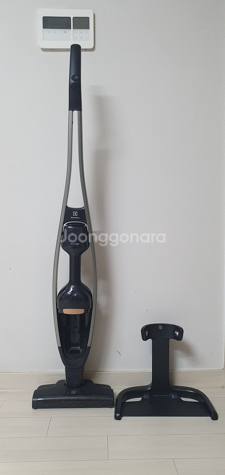 일렉트로룩스 퓨어 Q9 무선 청소기 1.5만에 판매--0