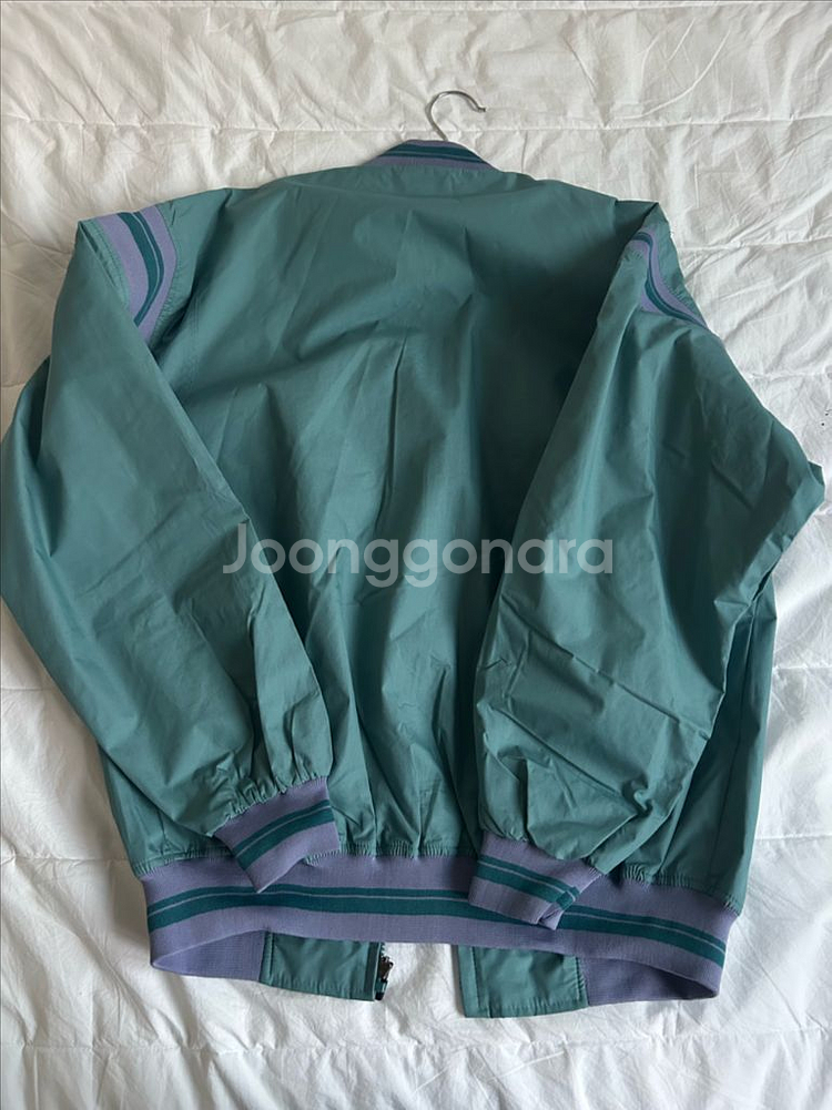 나이키 바람막이--1