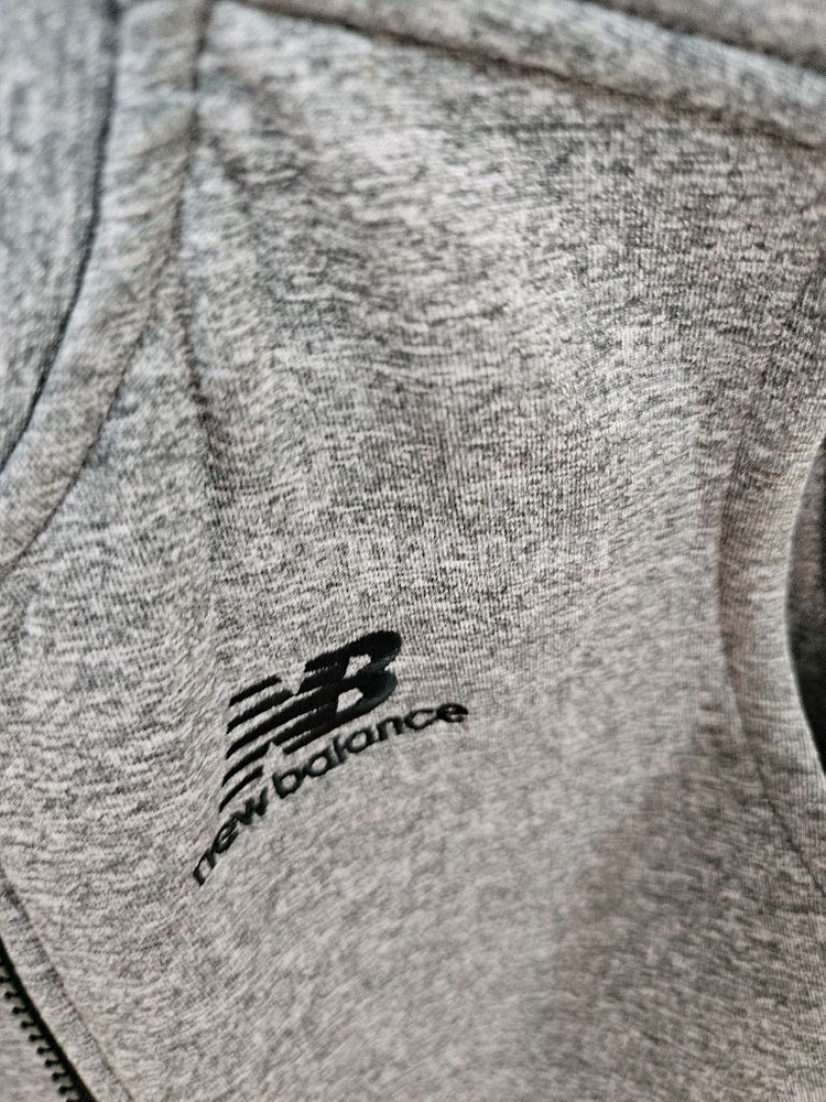 뉴발란스 키즈 조끼 130 쌍둥이 2벌 일괄판매--2