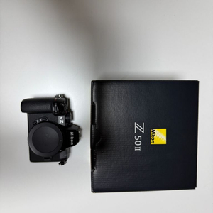 니콘 Z50II 미러리스 카메라 팝니다