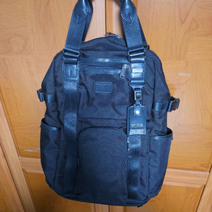 투미 르준백팩 정품입니다 80%이상