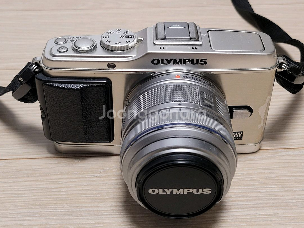 올림푸스 PEN E-P3 미러리스 카메라--1