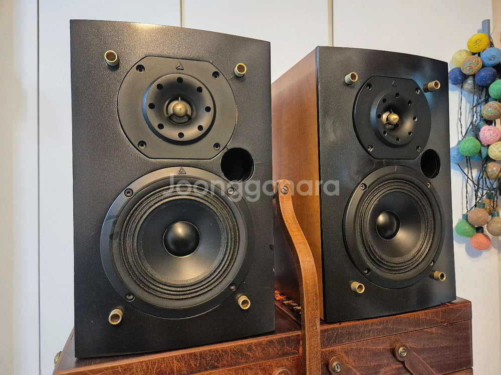 북셸프 스피커 트라이앵글--4