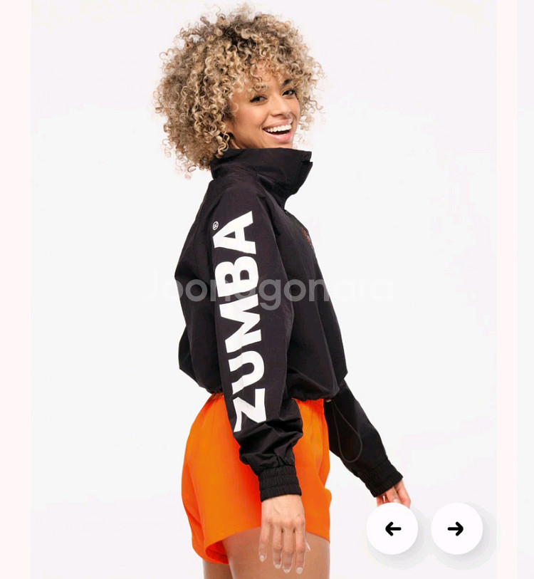 (새상품) 줌바 크롭 상의--1