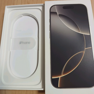 아이폰박스 아이폰16프로 내츄럴티타늄 블랙티타늄 빈박스