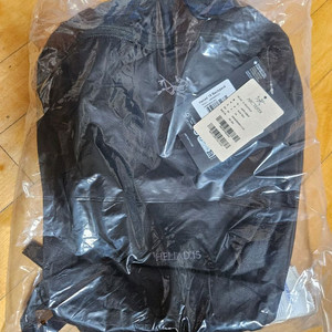 아크테릭스 헬리아드 15L 백팩 블랙 새상품