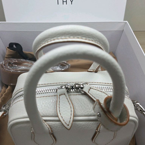 띠서울 레옹백 쁘띠 크림