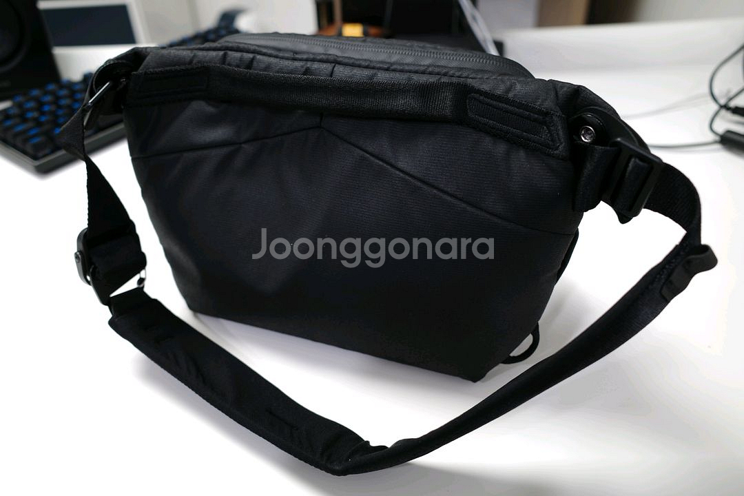 픽디자인 슬링백 3L--1