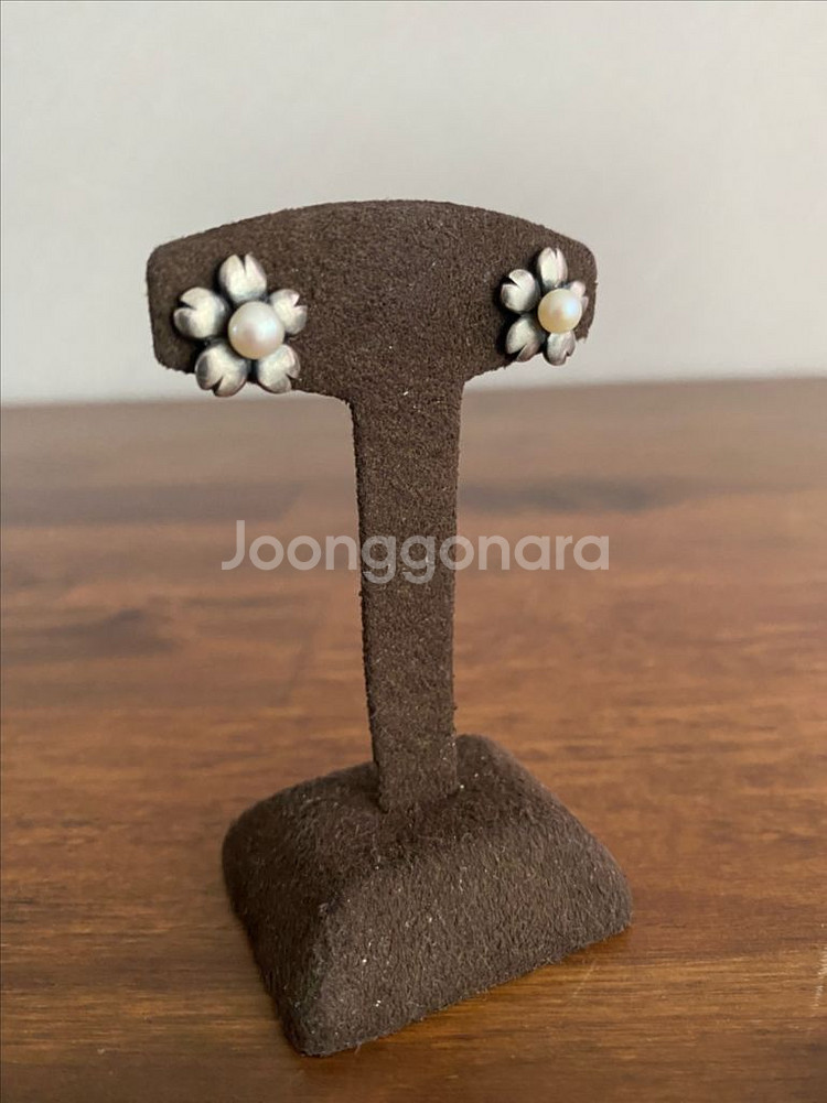 플라워모티브 담수진주 실버 귀걸이(925)--6