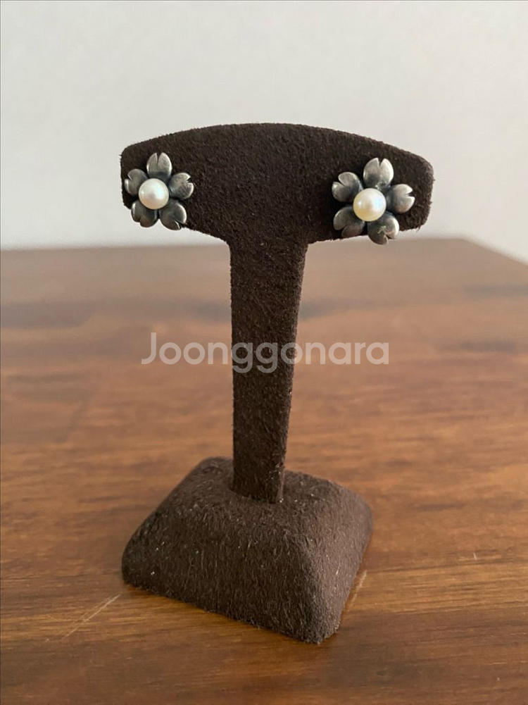 플라워모티브 담수진주 실버 귀걸이(925)--9