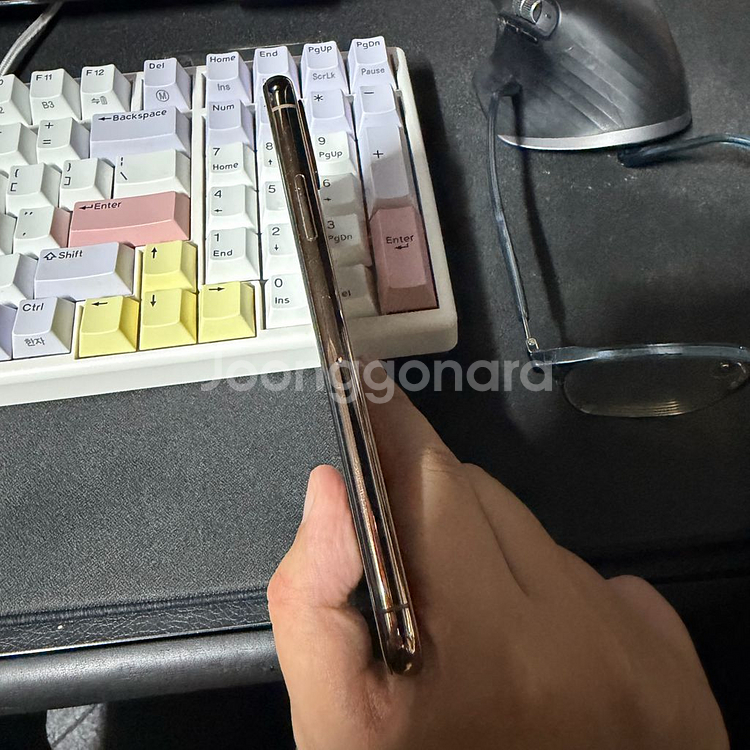 아이폰xs 256g 골드 박스풀--3