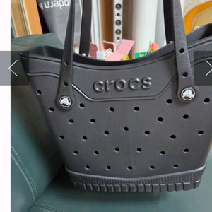 크록스 지비츠가방.블랙미듐