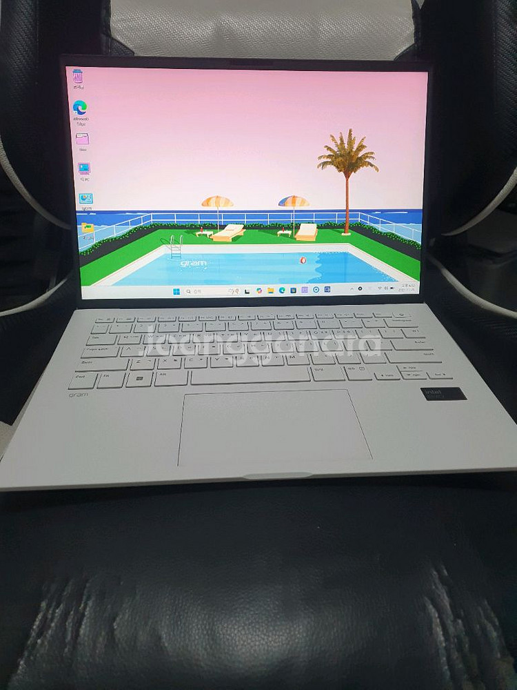 24년제조)LG그램 14인치 U5 램18 SSD256--0