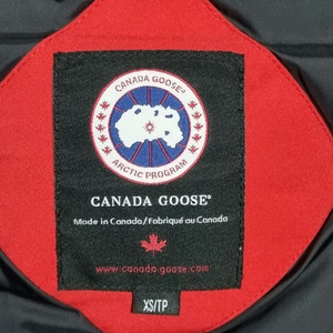 캐나다구스 여성 패딩점퍼 XS