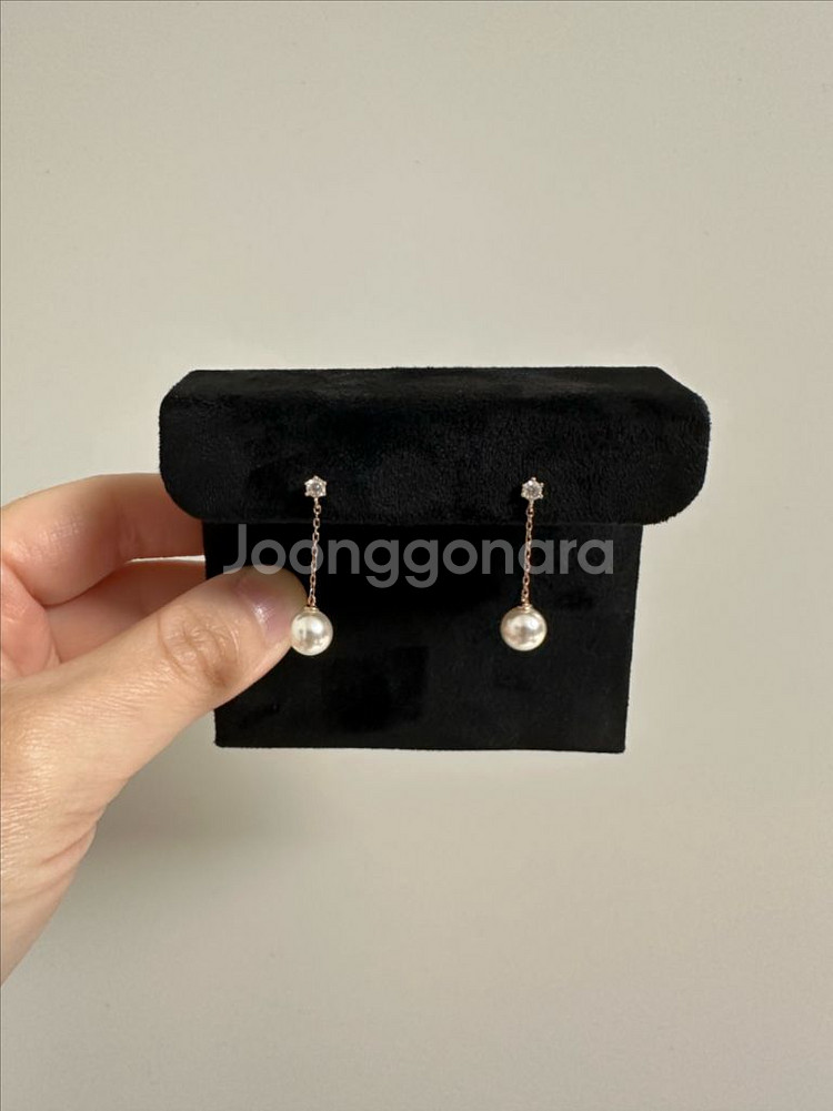 14k 골드 진주 귀걸이 판매합니다. 10만!!--1